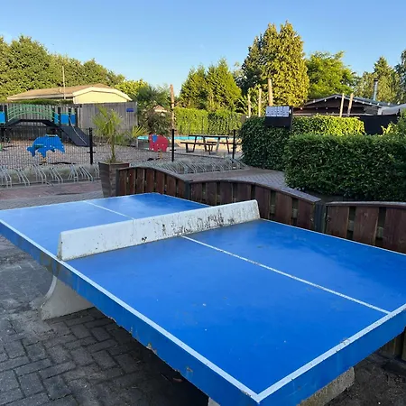 Royal Romantisch, Uniek En Volledig Prive Chalet Putten