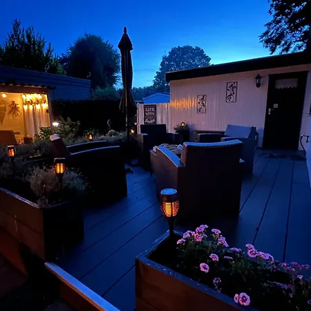 Royal Romantisch, Uniek En Volledig Prive シャレー