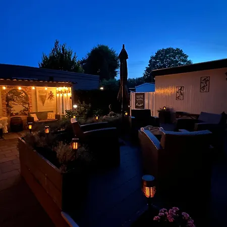 Chalet Royal Romantisch, Uniek En Volledig Prive Putten