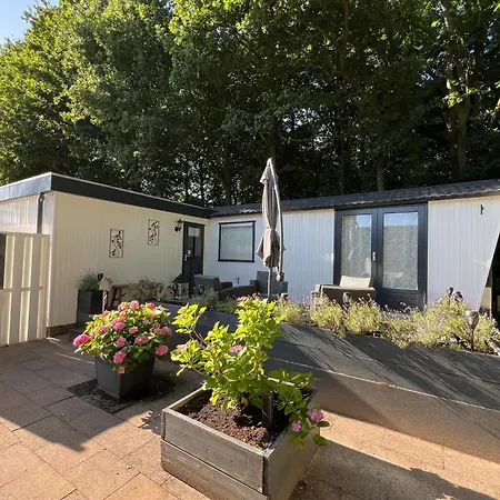 Chalet Royal Romantisch, Uniek En Volledig Prive Putten