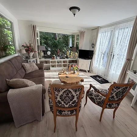 Chalet Royal Romantisch, Uniek En Volledig Prive *
