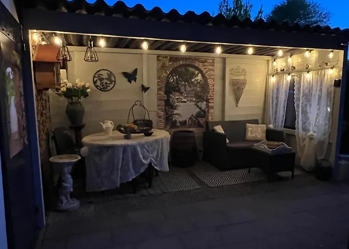 Chalet Royal Romantisch, Uniek En Volledig Prive Putten