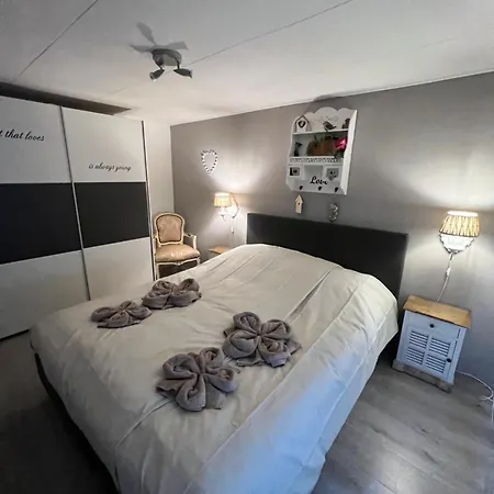 Royal Romantisch, Uniek En Volledig Prive * Putten